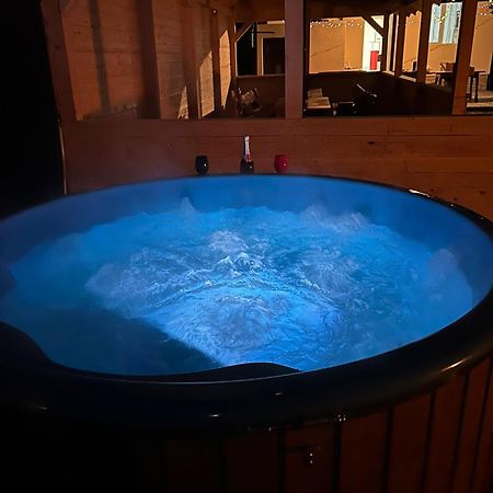Popasul Drumetului Transfagarasan Hotel คูร์ตา เด อาร์เจช ภายนอก รูปภาพ