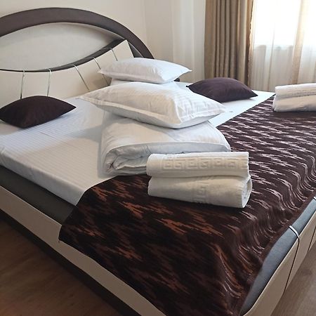 Popasul Drumetului Transfagarasan Hotel คูร์ตา เด อาร์เจช ภายนอก รูปภาพ