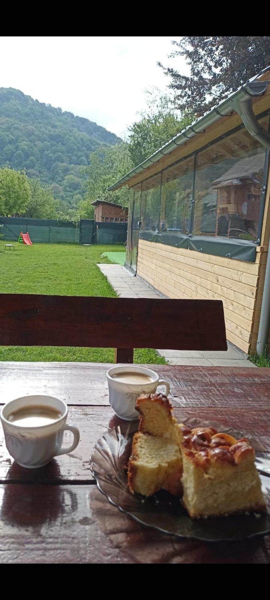 Popasul Drumetului Transfagarasan Hotel คูร์ตา เด อาร์เจช ภายนอก รูปภาพ