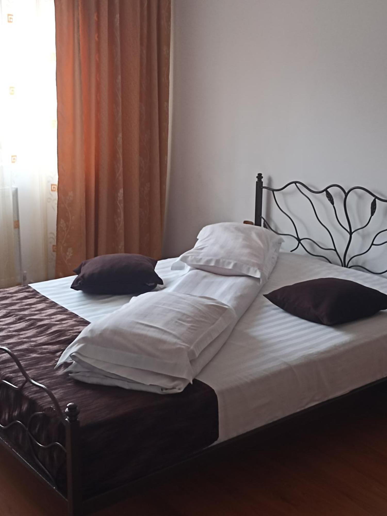 Popasul Drumetului Transfagarasan Hotel คูร์ตา เด อาร์เจช ภายนอก รูปภาพ