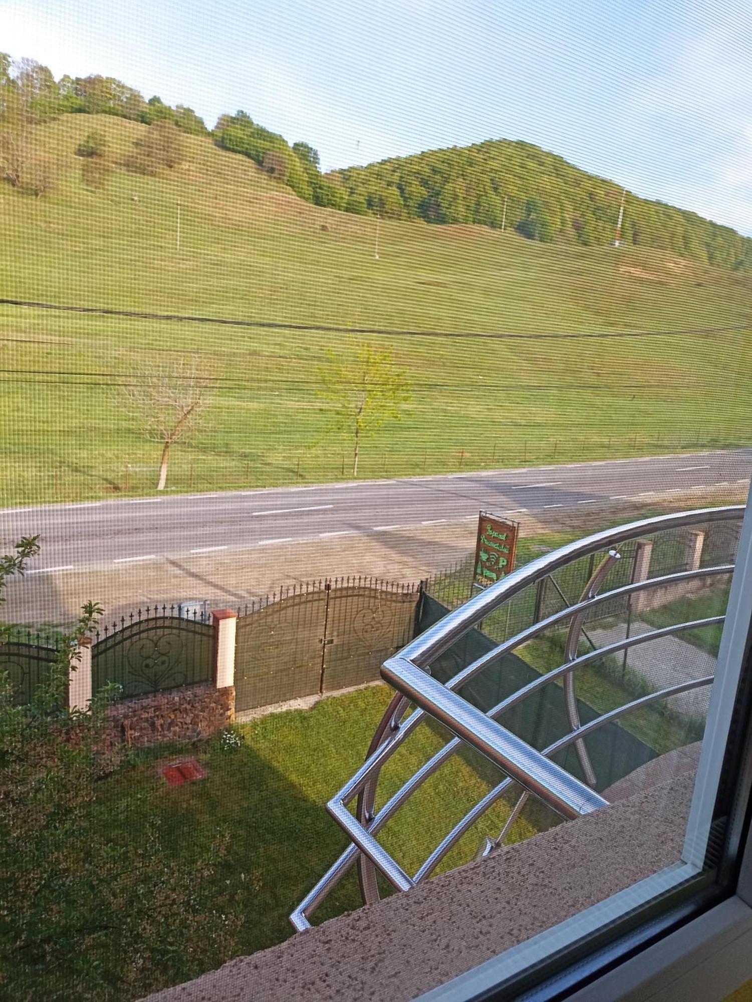 Popasul Drumetului Transfagarasan Hotel คูร์ตา เด อาร์เจช ภายนอก รูปภาพ